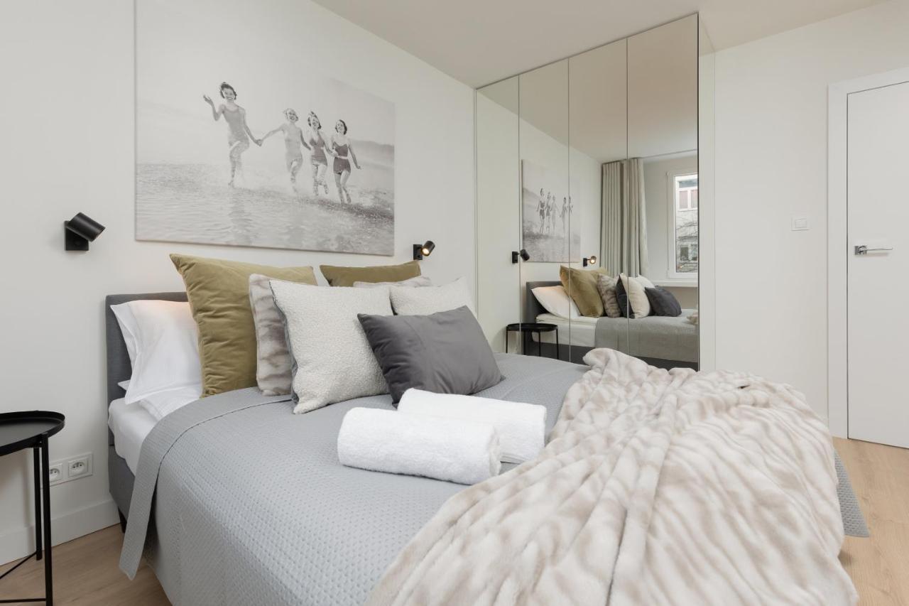 Cosy Dream City Center Apartment By Noclegi Renters Варшава Экстерьер фото